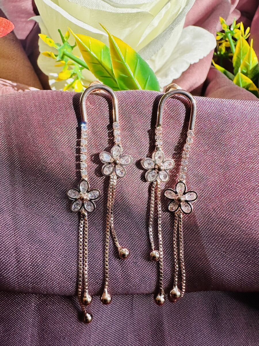 Western Style Cocktail Long Earrings