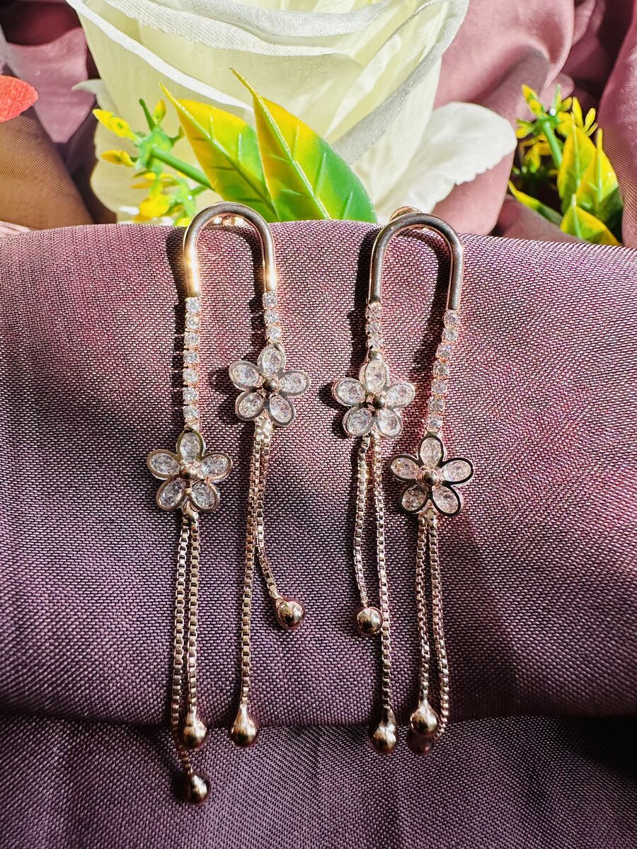 Western Style Cocktail Long Earrings